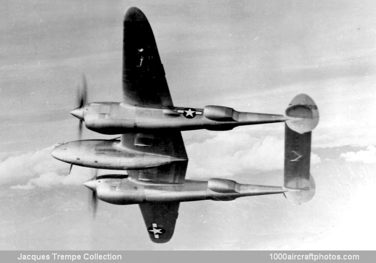 Lockheed 422 P-38J Lightning