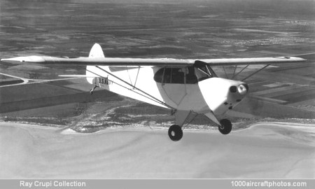 Piper J-5C HE-1