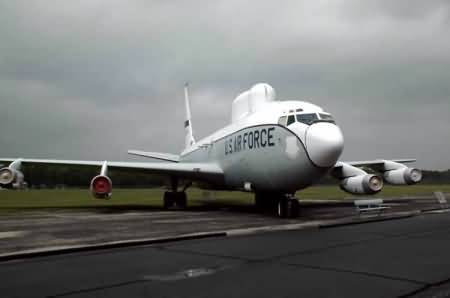 Boeing 717-100A NKC-135A Stratotanker