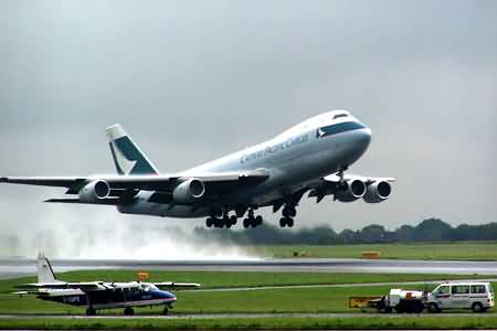 Boeing 747-236F