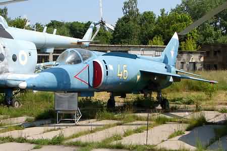Yakovlev Yak-38