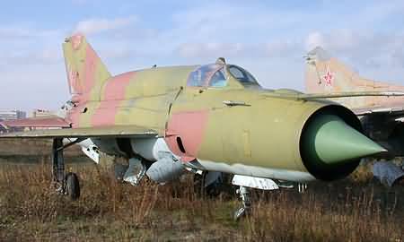 Mikoyan-Gurerevich MiG-21bis Fishbed-L