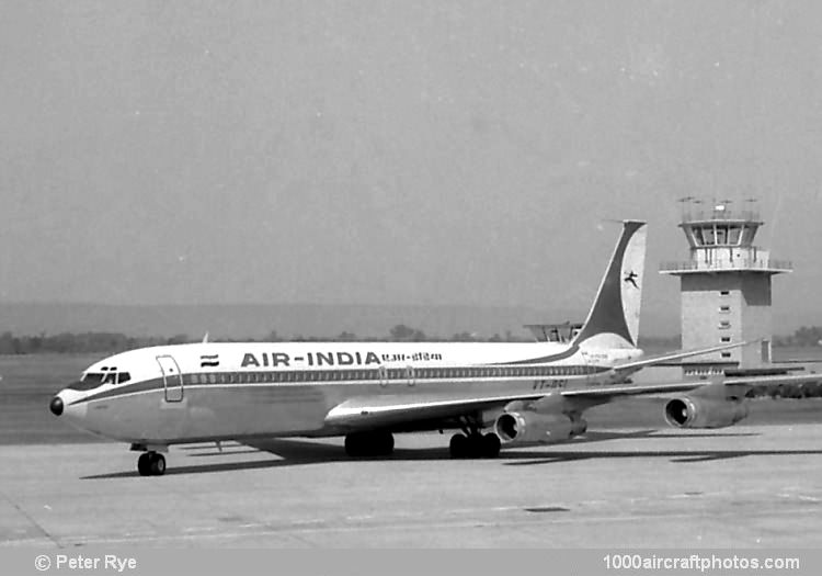 Boeing 707-337B