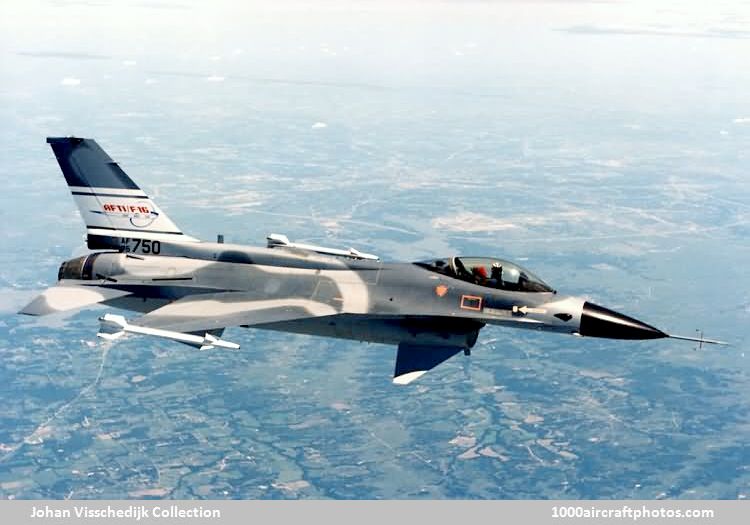 General Dynamics YF-16A Fighting Falcon