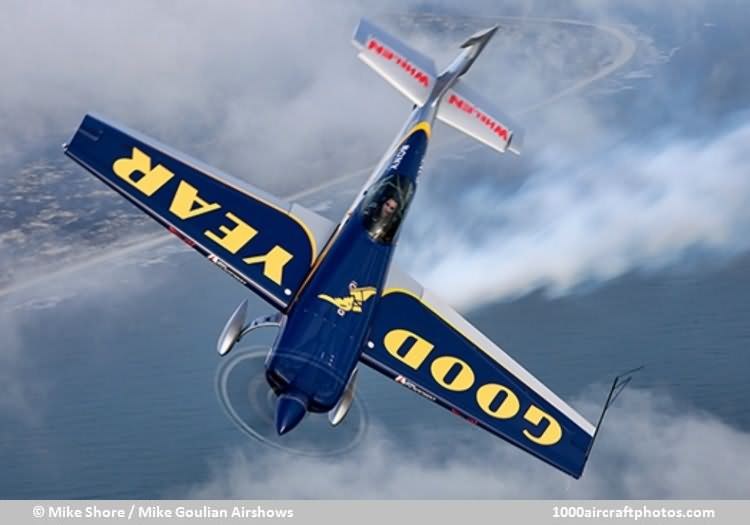 Extra 330SC