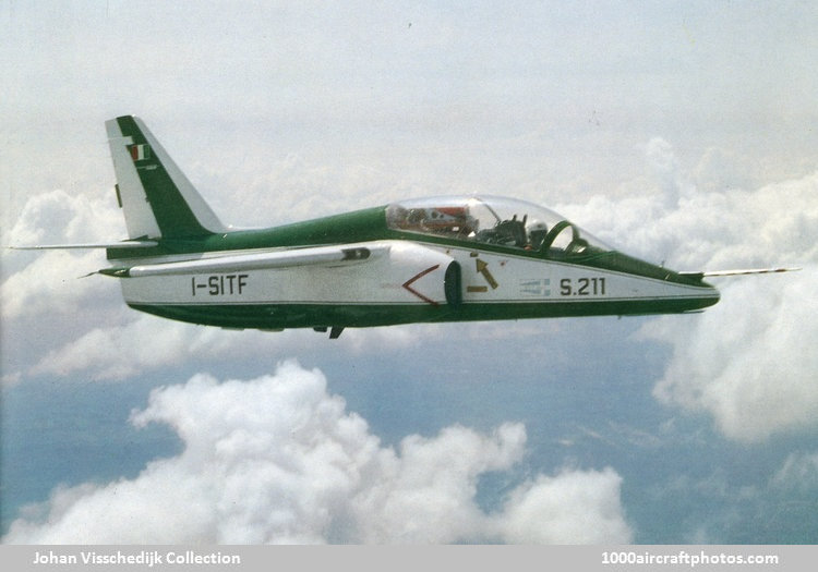 SIAI Marchetti S.211