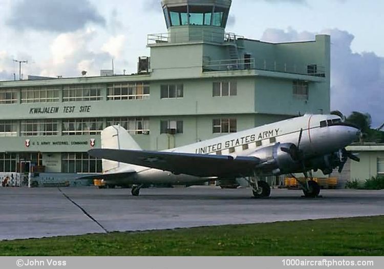 Douglas DC-3A-467 C-47J